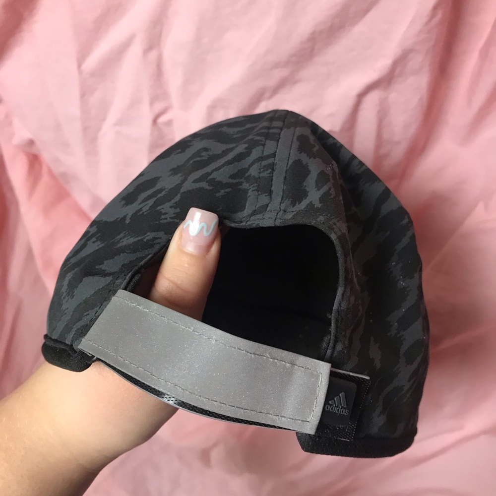 Adidas hat - Picture 4 of 7